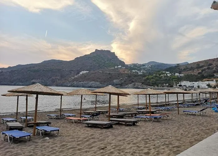 公寓 Takis Seaside Kýthira